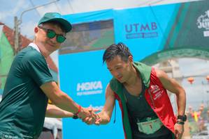 BIB: 150
                            <button type="button" onclick="openModal(21761792)" class="btn btn-primary btn-sm float-right btn-popup" data-toggle="modal" data-target=".modal-high-quality">
                        <i class="fas fa-shopping-cart"></i> Add to Cart
                    </button>
                                            <button type="button" onclick="isThisMe(21761792, true)" class="btn btn-success btn-sm float-right btn-popup btn-isme hidden" data-toggle="tooltip" data-placement="bottom" title="นี่คือรูปของคุณใช่ไหม คลิกที่นี่เพื่อเอาเข้าอัลบั้ม">
                        <i class="fas fa-plus"></i> Add to album
                    </button>
                    <button type="button" onclick="isThisMe(21761792, false)" class="btn btn-warning btn-sm float-right btn-popup btn-isnotme hidden">
                        <i class="fas fa-ban"></i> Remove from album
                    </button>